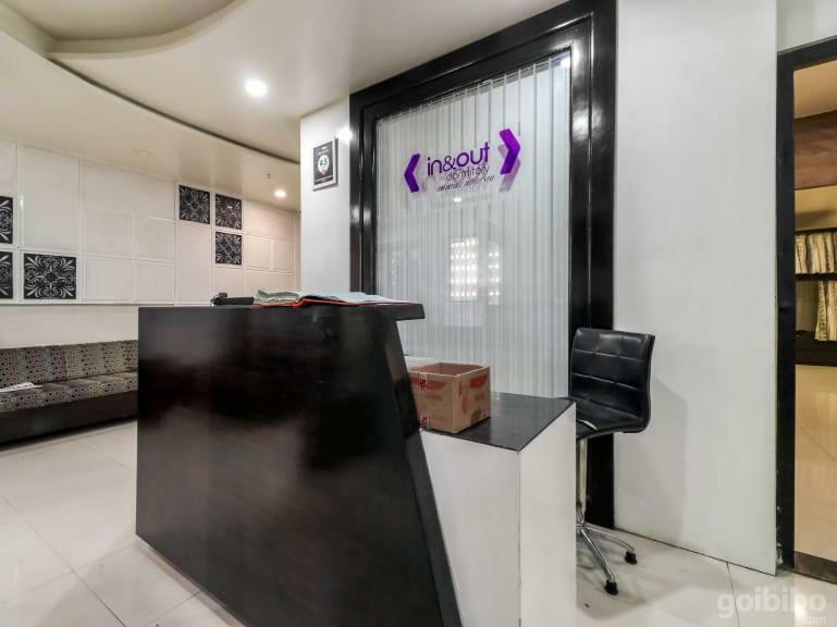 In & Out Dormitory Ahmedabad Ngoại thất bức ảnh