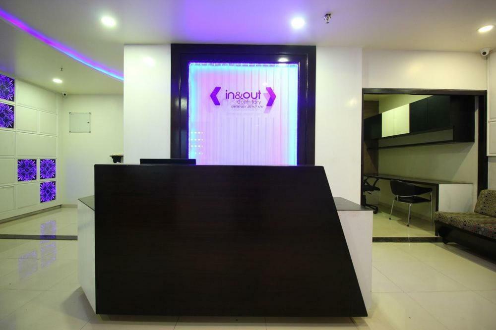 In & Out Dormitory Ahmedabad Ngoại thất bức ảnh